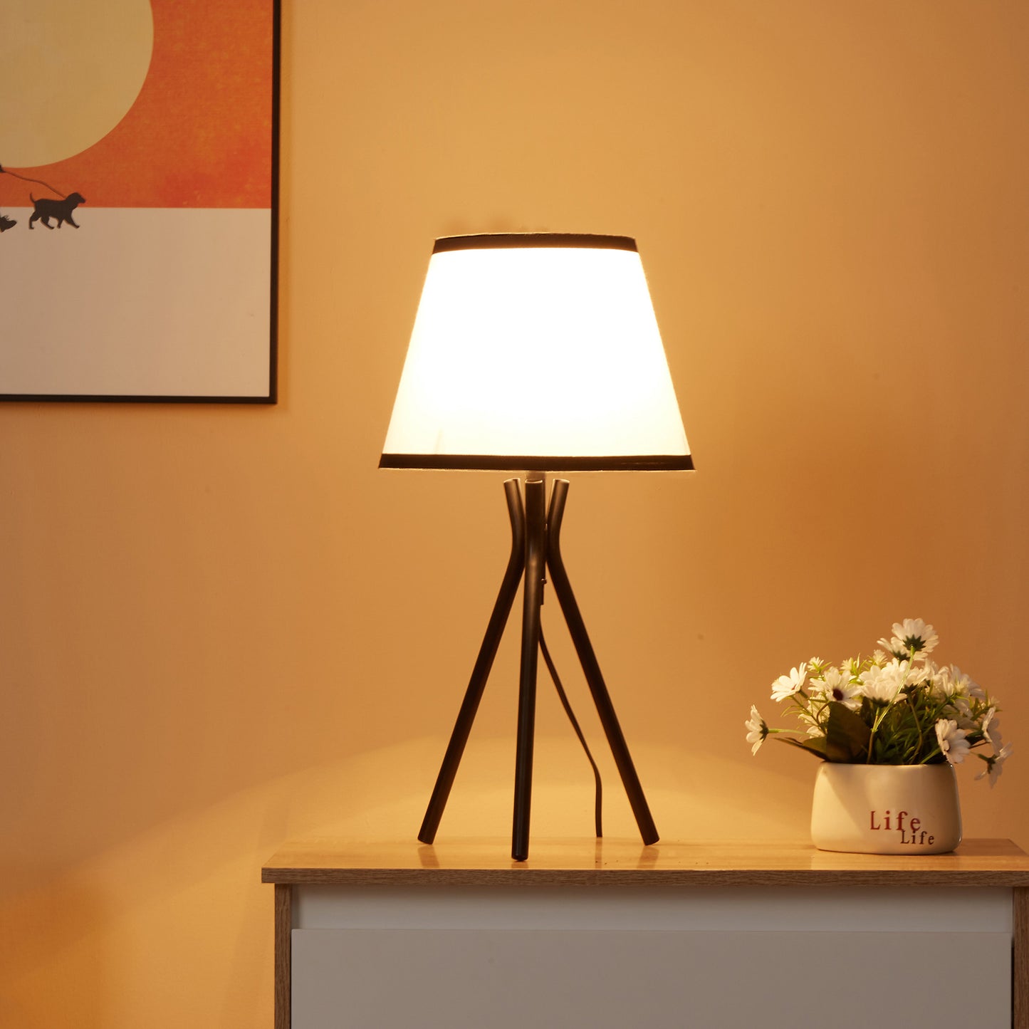 Lámpara de Mesa con Trípode de Metal Lámpara de Escritorio con Pantalla de Tela y Casquillo E27 Máx. 40W Estilo Moderno para Dormitorio Salón Ø25x50 cm Blanco y Negro