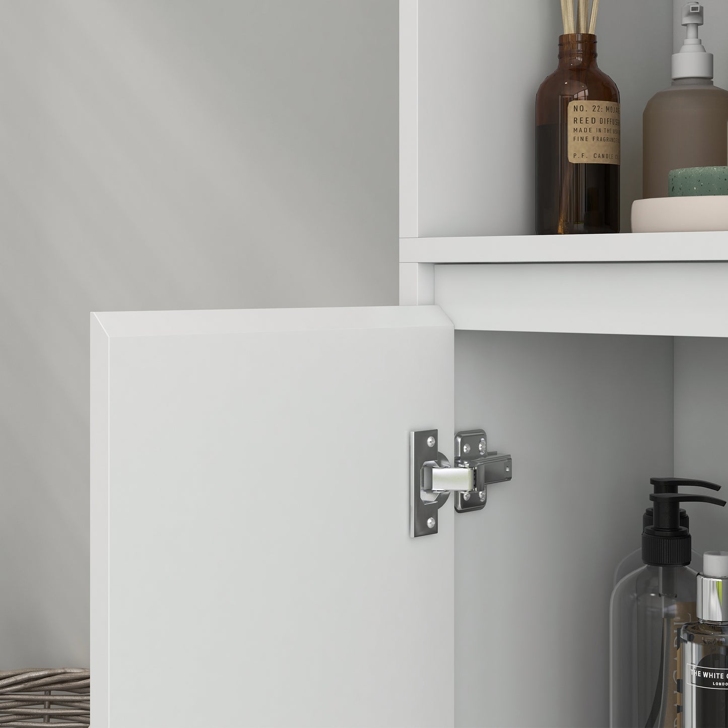 Armario de Baño con Estantes Abiertos Puerta y Estante Ajustable Antivuelco para Salón Dormitorio 53x30x80 cm Blanco